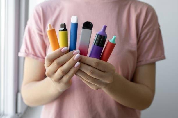 E-cigaretta erklärt die Unterschiede zwischen E Zigarette und Verdampfer für Einsteiger verstehen