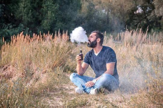 Vape Einweg E-Zigarette entsorgen bei Edeka leicht gemacht und Vape Tipps zur umweltgerechten Entsorgung