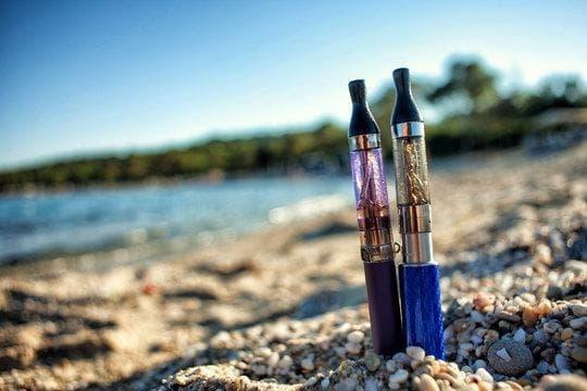 Vape Erfahrungen und Tipps für CBD E-Zigarette ohne Nikotin entdecken